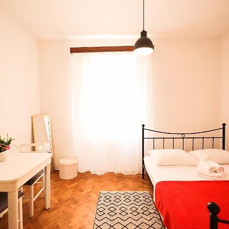 Cozy Studio Apartments In City Centar Stosija Zára Kültér fotó