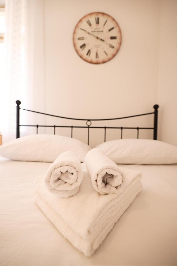 Cozy Studio Apartments In City Centar Stosija Zára Kültér fotó