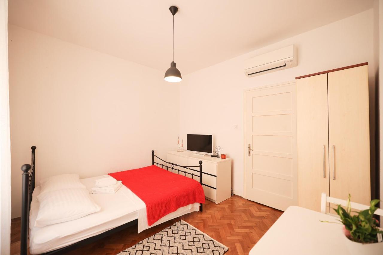 Cozy Studio Apartments In City Centar Stosija Zára Kültér fotó